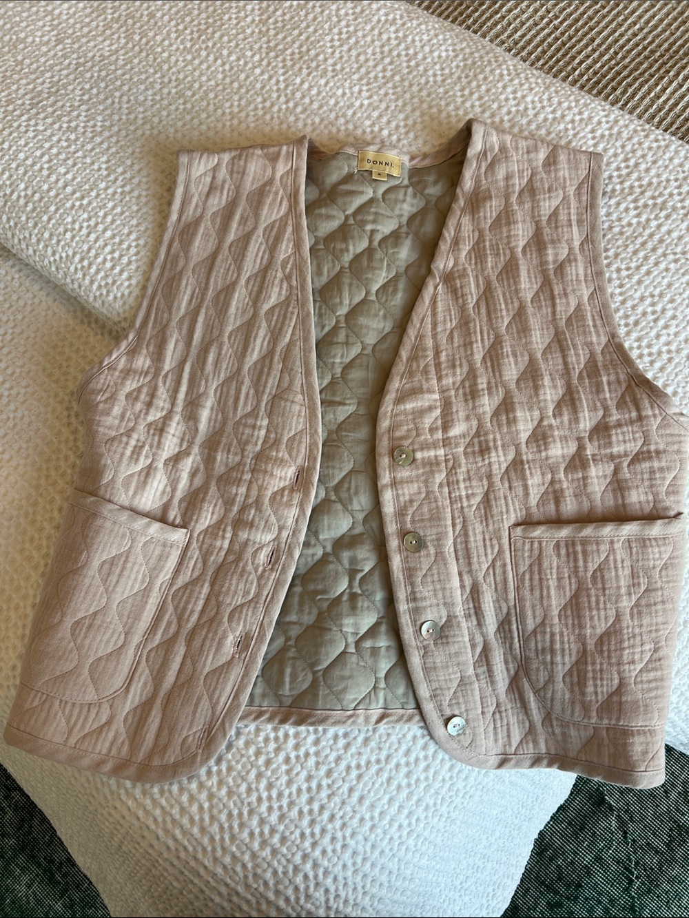 DONNI. Quilted Light Beige Vest